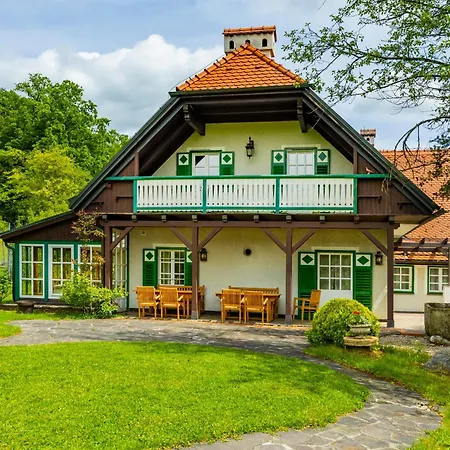 Han/Misafirhane Hirschenhof Graz
