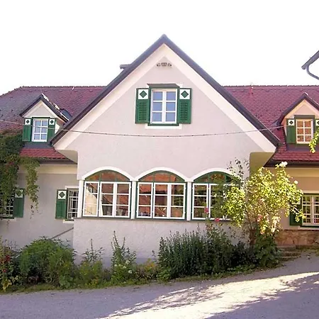 Gasthof Hirschenhof 2*