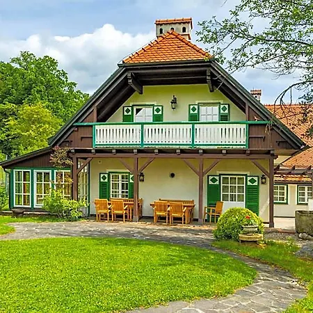 Hirschenhof Gasthof 2*