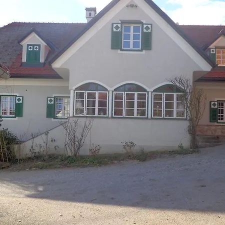 Han/Misafirhane Hirschenhof Graz